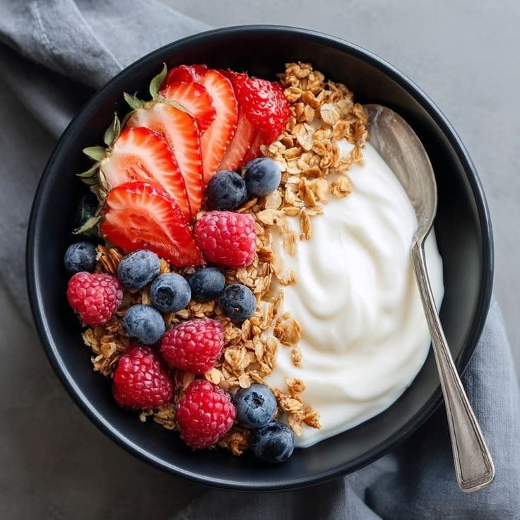 Granula and Yoghurt 