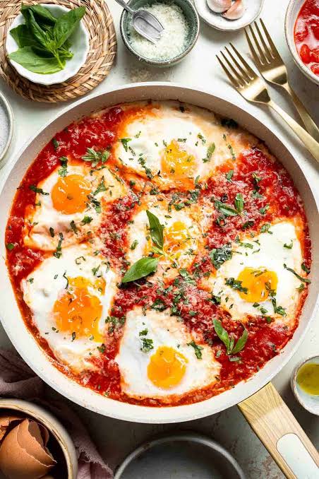 2 Egg Nyanya