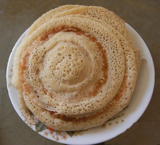 Anjera Mayai