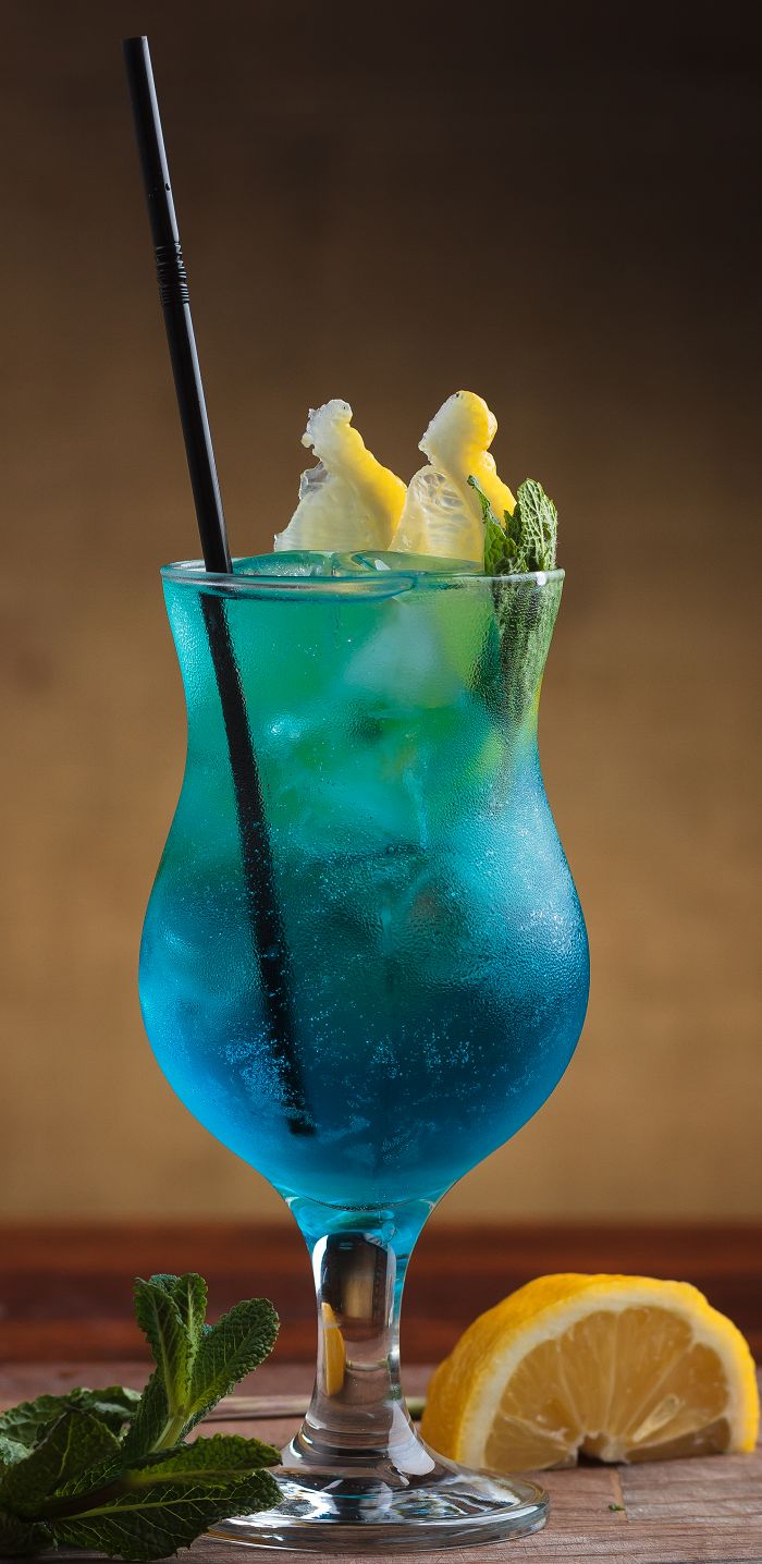 Bule ocean/lagoon