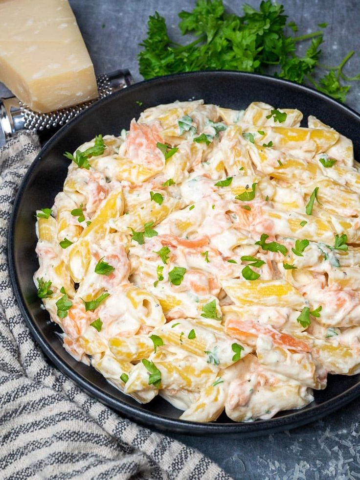 Alfredo fish pasta
