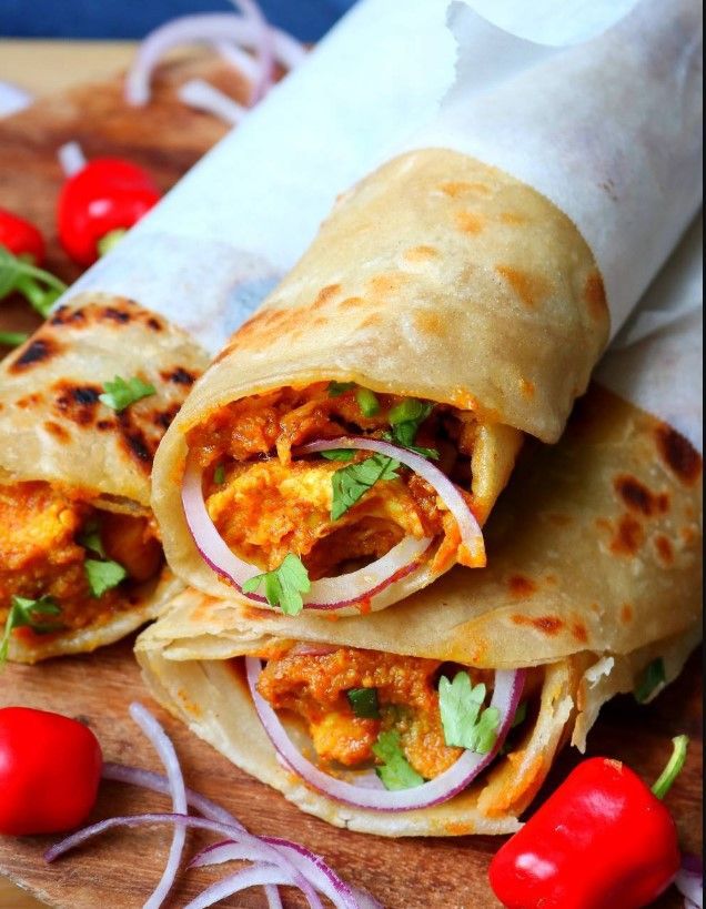 CHAPATI ROLLS(Spanish Omelette Rolled With 2 Chapati)